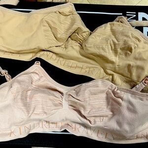 Kindred Bravely pumping bras - 2 - nude color: size medium.  Used condition
